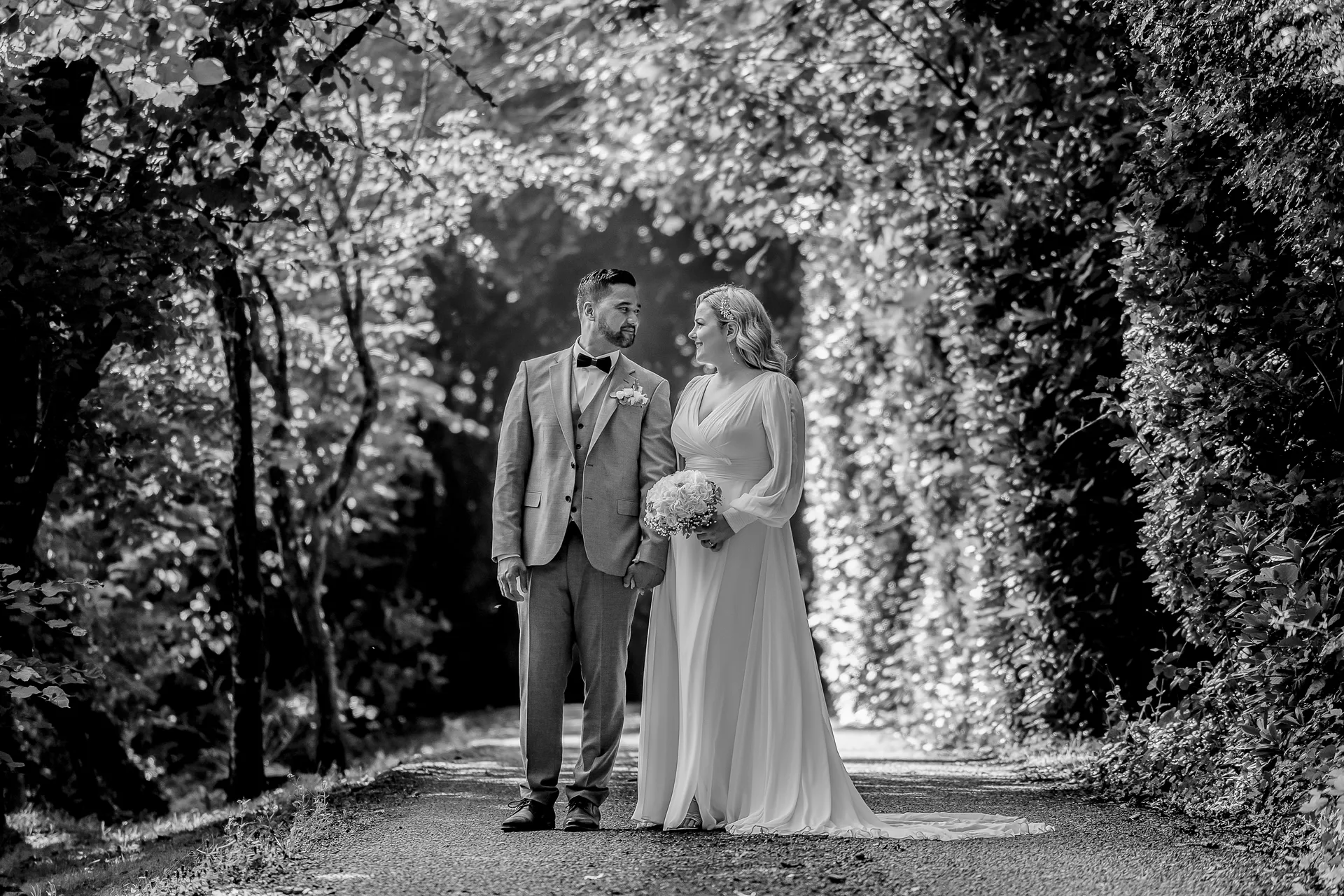 LeanneandPhil-1686BW.JPG